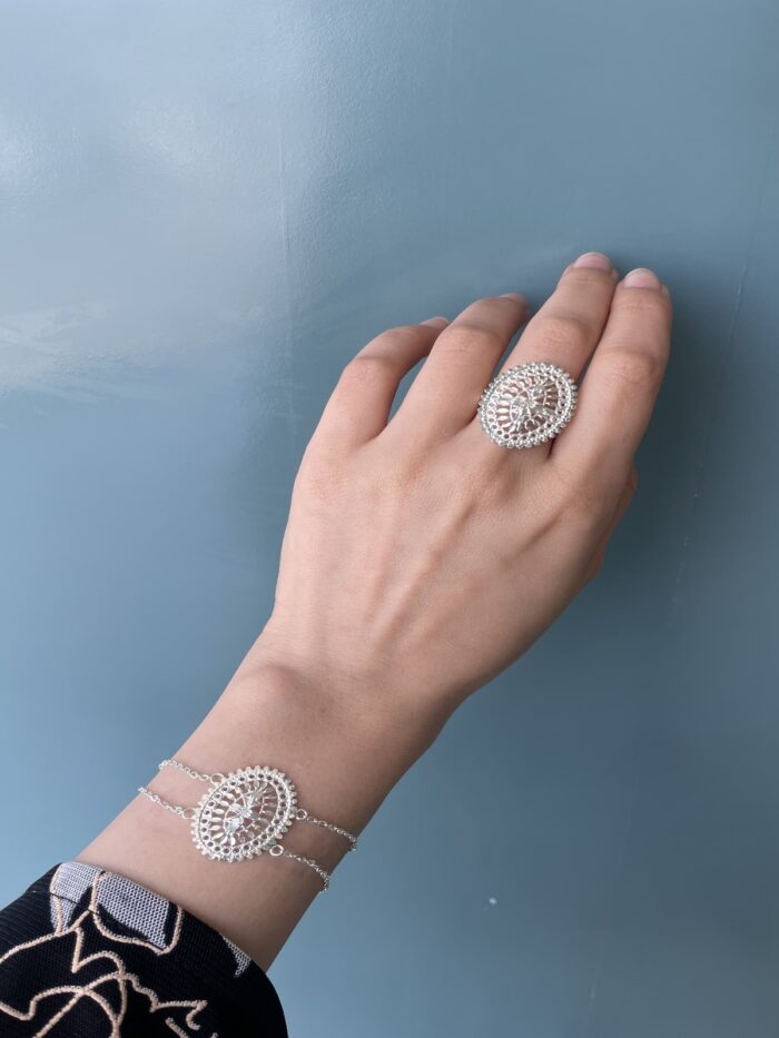 Al-Reem bracelet with ring - Image 1